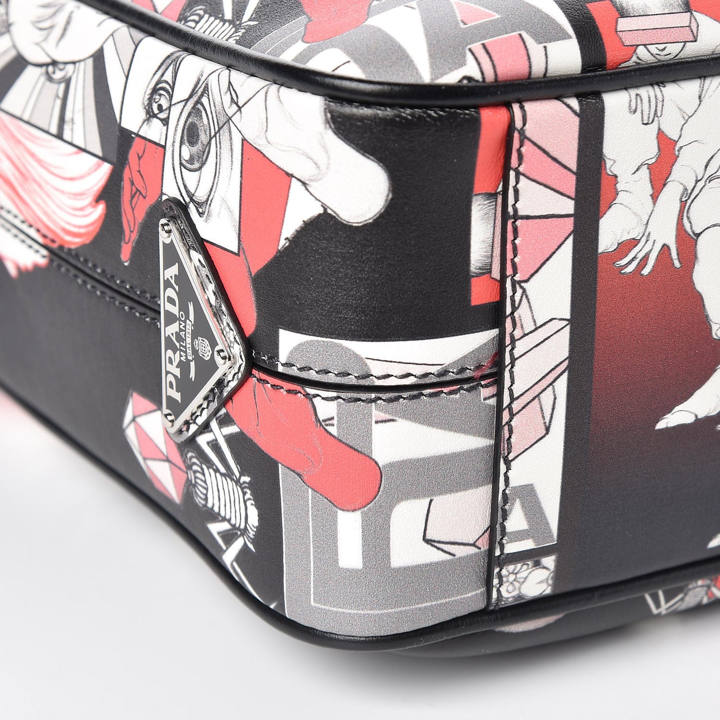 X JAMES JEAN Vitello DNA Flat Messenger Bag Black