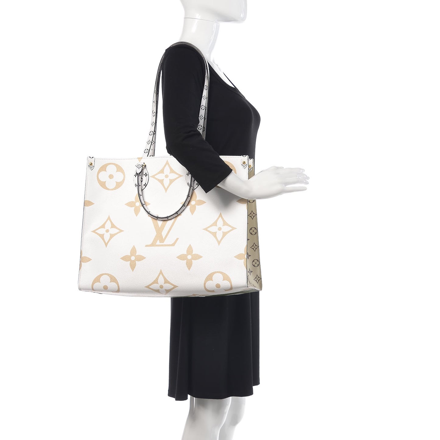 Monogram Giant Onthego GM Kaki Beige