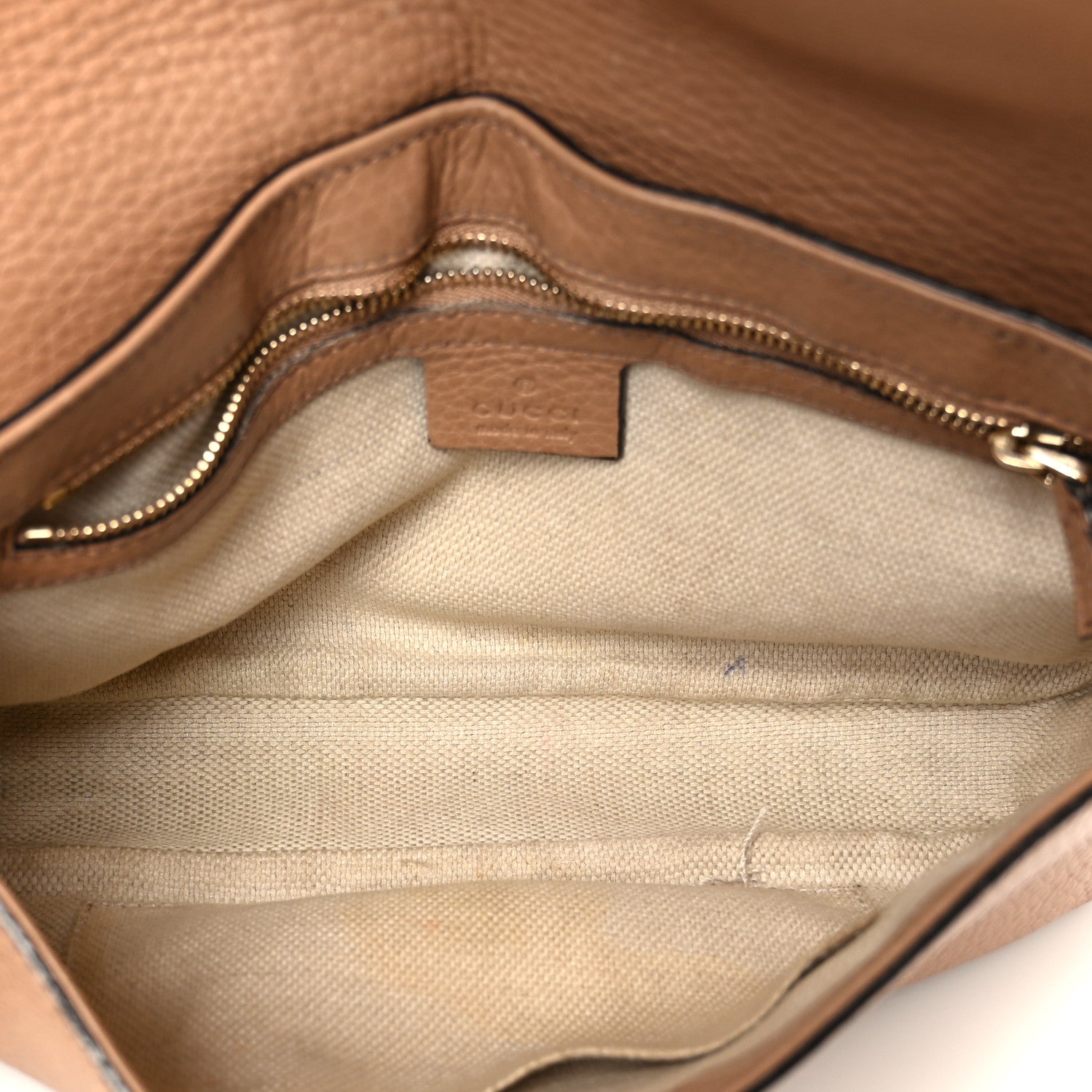 Gucci Pebbled Calfskin Medium Soho Flap Crossbody Camelia 5 of 12