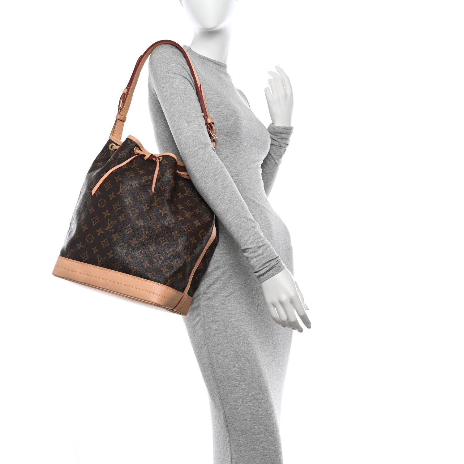 Louis Vuitton Monogram Noe 2 of 11