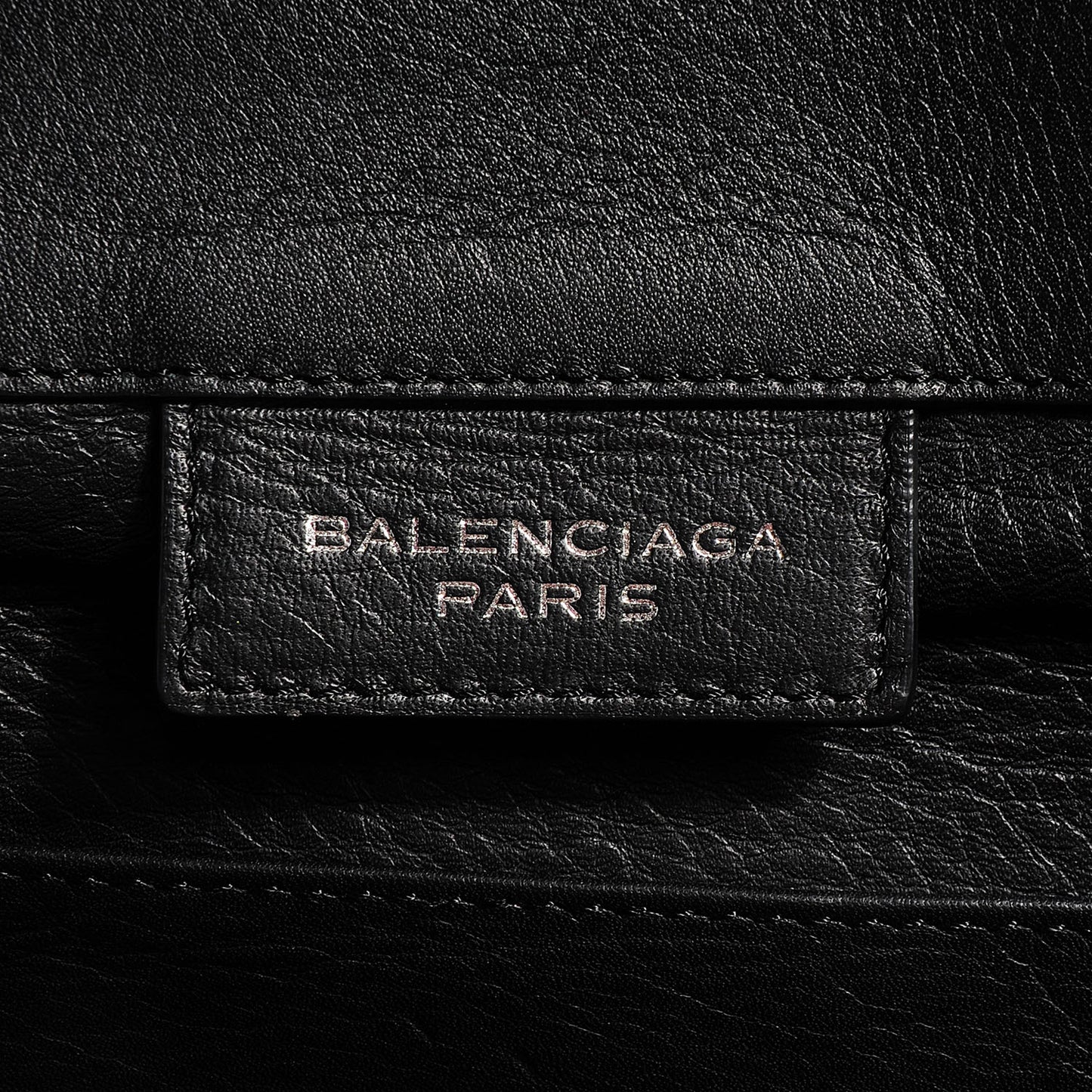 Calfskin Papier Sight Clutch Black
