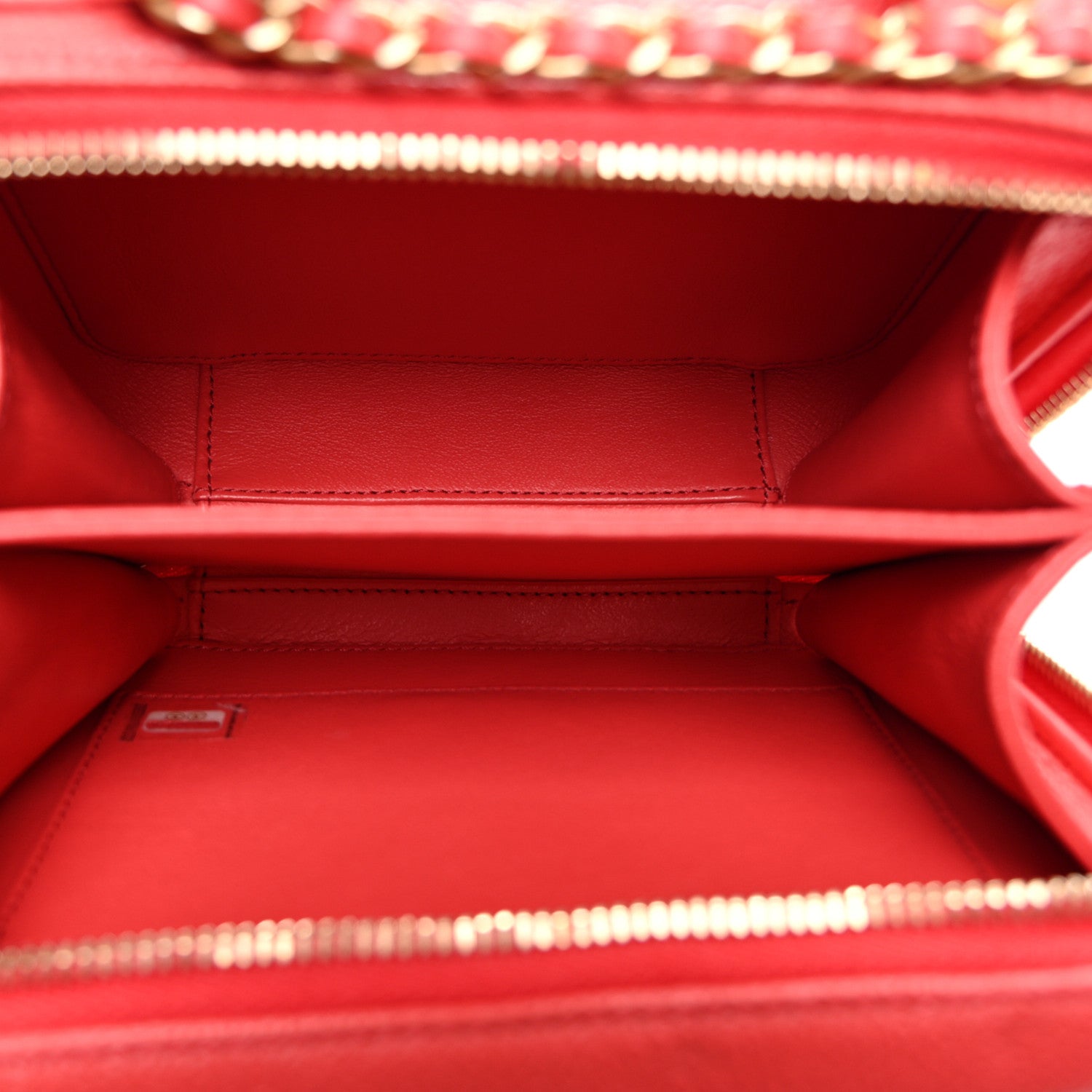 Chanel Caviar Quilted Small CC Filigree Vanity Case Coral 2 of 11