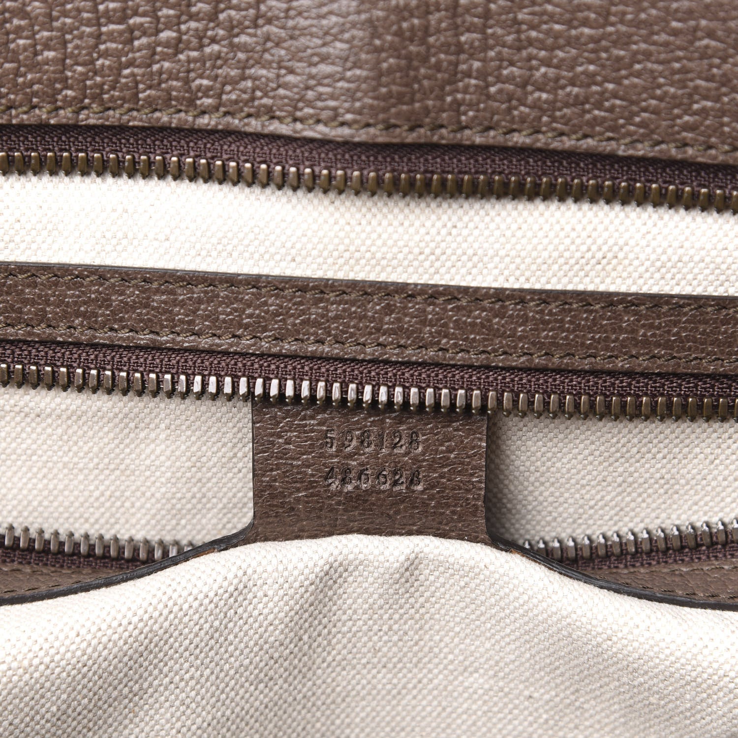 Gucci GG Supreme Monogram Textured Calfskin Web Ophidia Documents Holder Beige Ebony New Acero 9 of 9