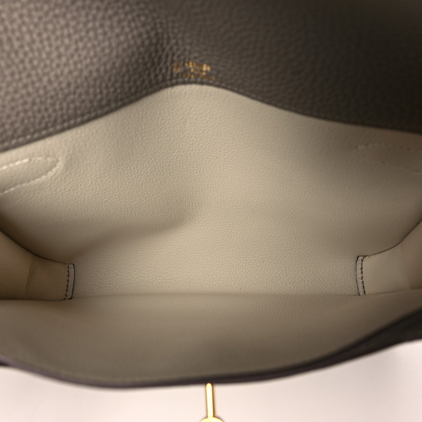Togo Horseshoe Kelly Depeches 25 Pouch Etain Nata