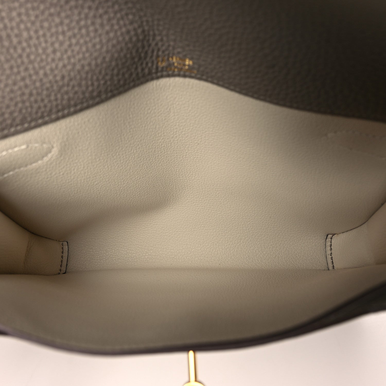 Hermes Togo Horseshoe Kelly Depeches 25 Pouch Etain Nata 5 of 9