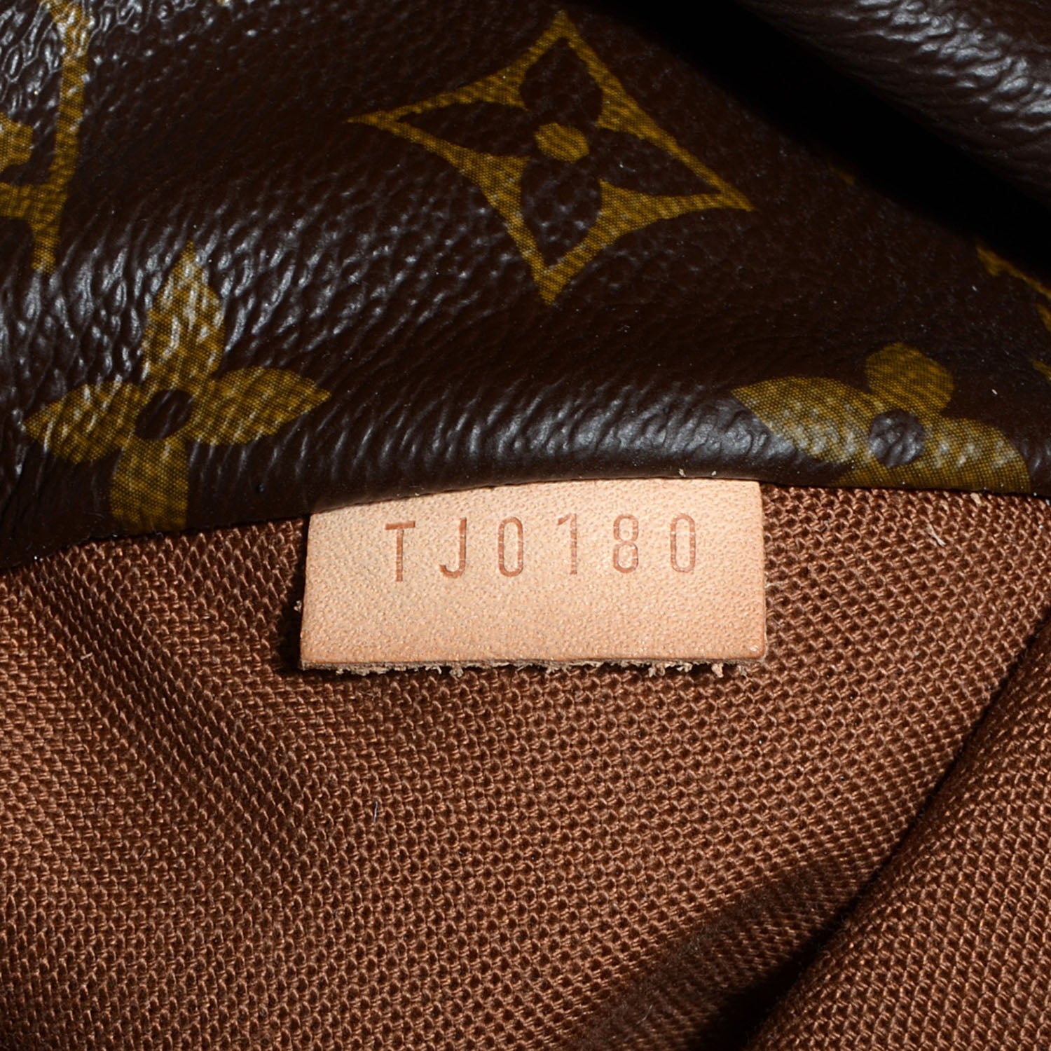 Louis Vuitton Monogram Totally MM 7 of 7