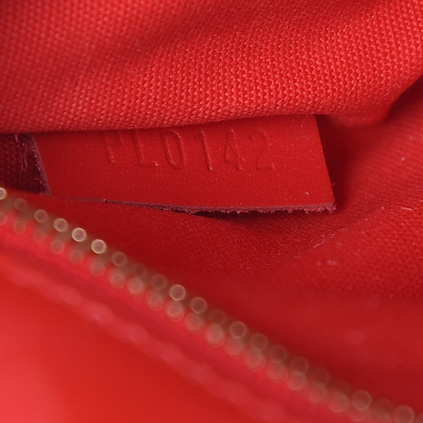 Patent Sobe Clutch Grenadine