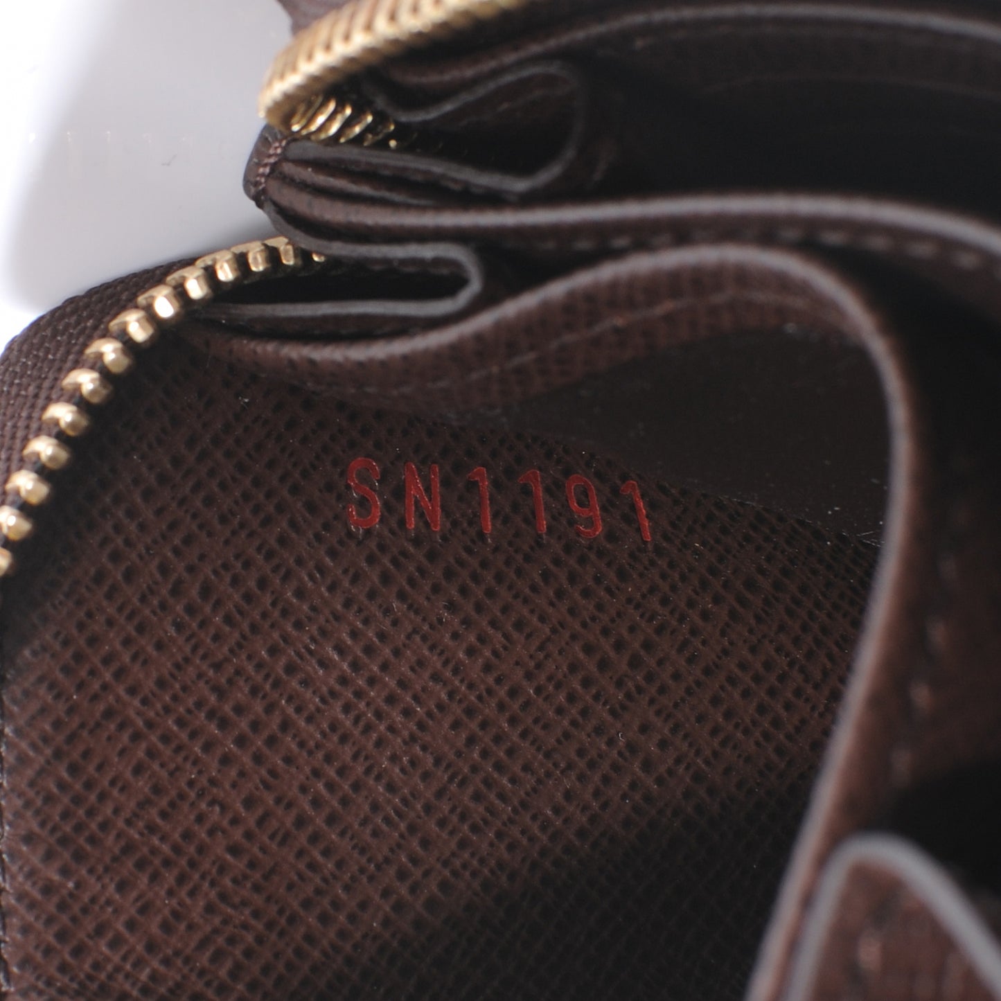 Damier Ebene Zippy Coin Purse