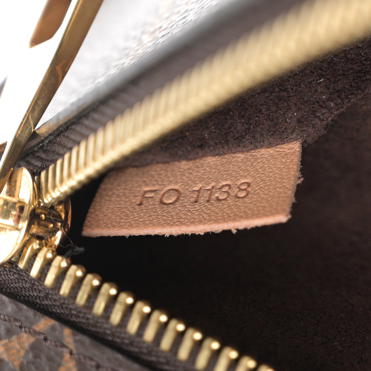 Monogram Pochette Metis
