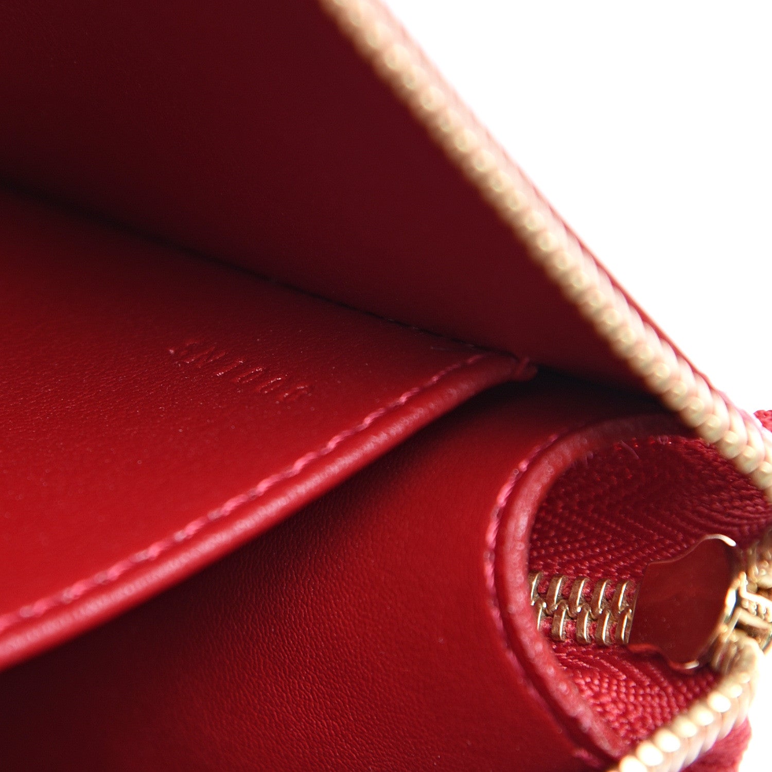 Louis Vuitton Vernis Trousse Cosmetic Pouch Pomme D'Amour 6 of 9