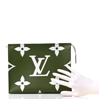 Louis Vuitton Monogram Giant Toiletry Pouch 26 Kaki 1 of 9