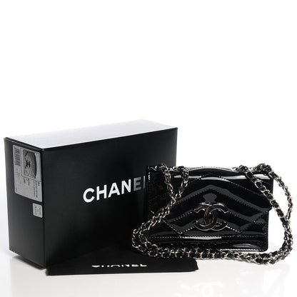 Chanel Patent Chevron Small Cutaway Flap Black 5 of 8