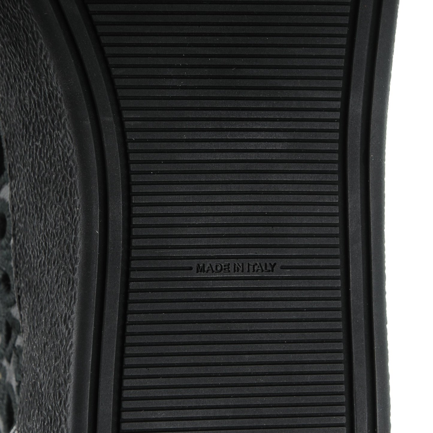 Patent Grained Goatskin Hollow Out Flower Sneakers 38.5 Black