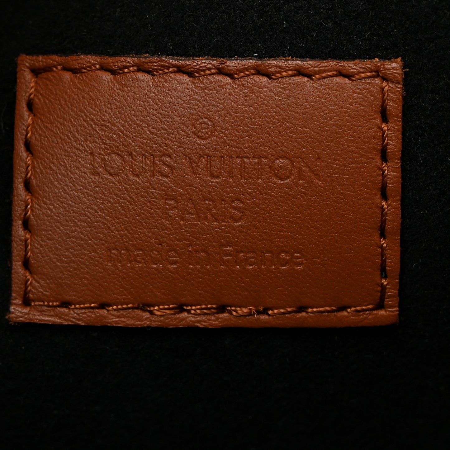 Reverse Monogram Dauphine MM