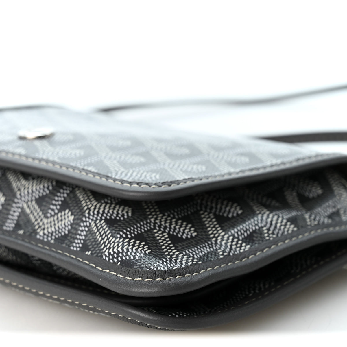 Goyardine Plumet Wallet Clutch Grey
