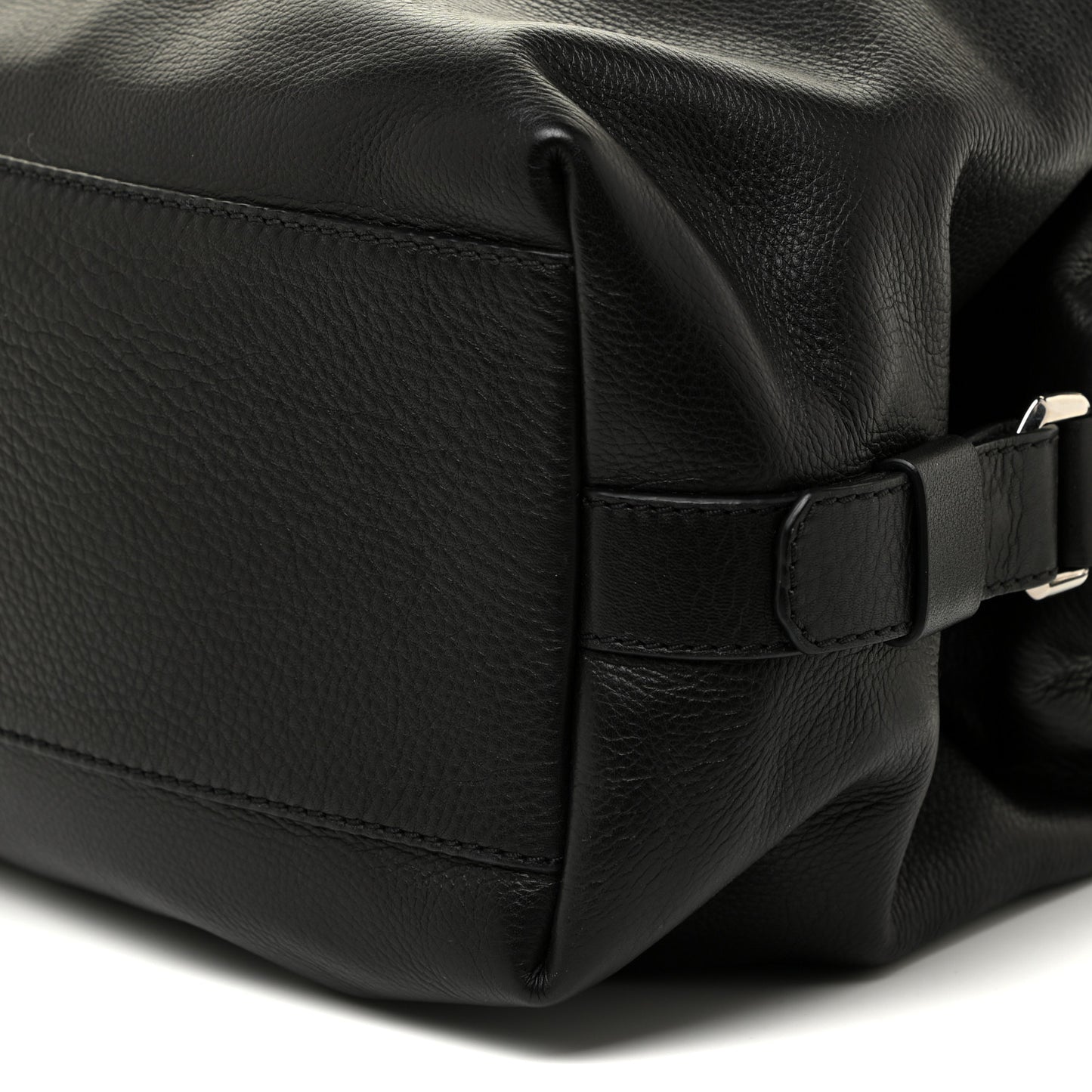 Pebbled Calfskin Small Nightingale Black