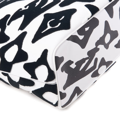 Louis Vuitton X UF Tufted Monogram Tufted Cabas White Black 6 of 8