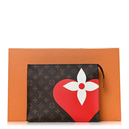 Louis Vuitton Monogram Game On Toiletry Pouch 26 9 of 9