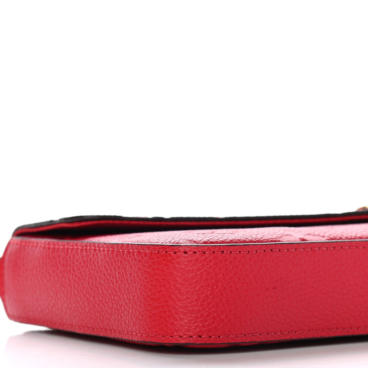 Empreinte Pochette Felicie Chain Wallet Cherry