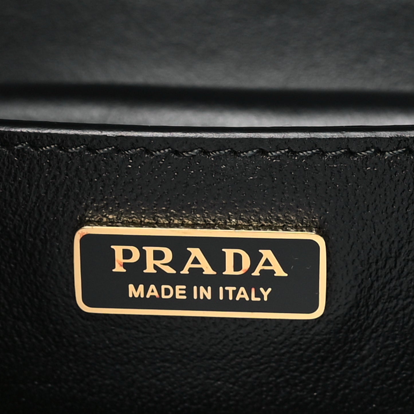 City Calf Saffiano Cahier Bag Black
