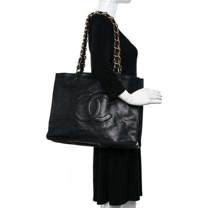 Chanel Lambskin CC Tote Black 2 of 16