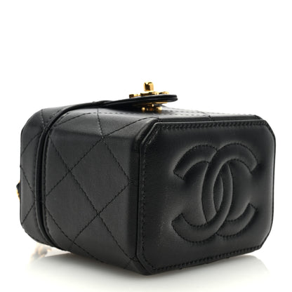 Chanel Lambskin Quilted Vanity Clutch With Chain Black 4 of 12
