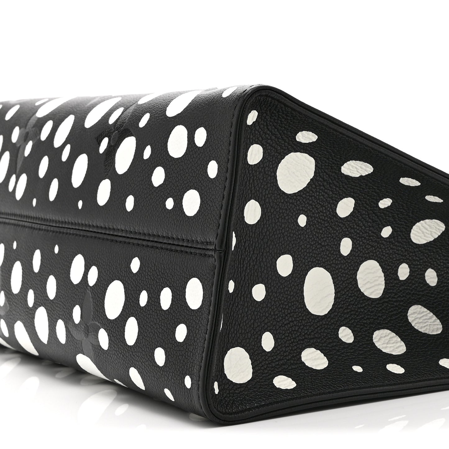 LV X YK Empreinte Monogram Giant Onthego MM Black
