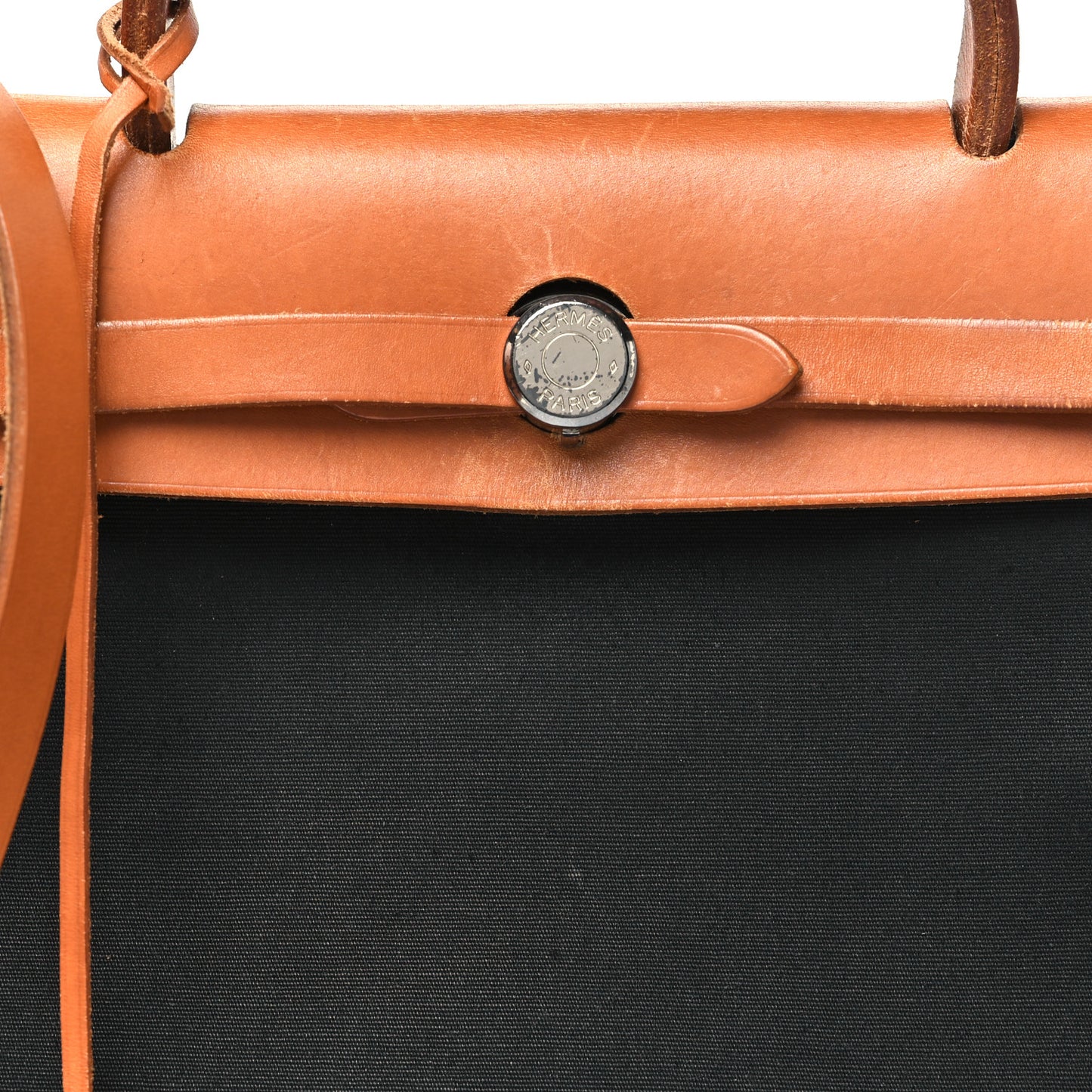 Toile Vache Calfskin Herbag 30 PM Black Natural