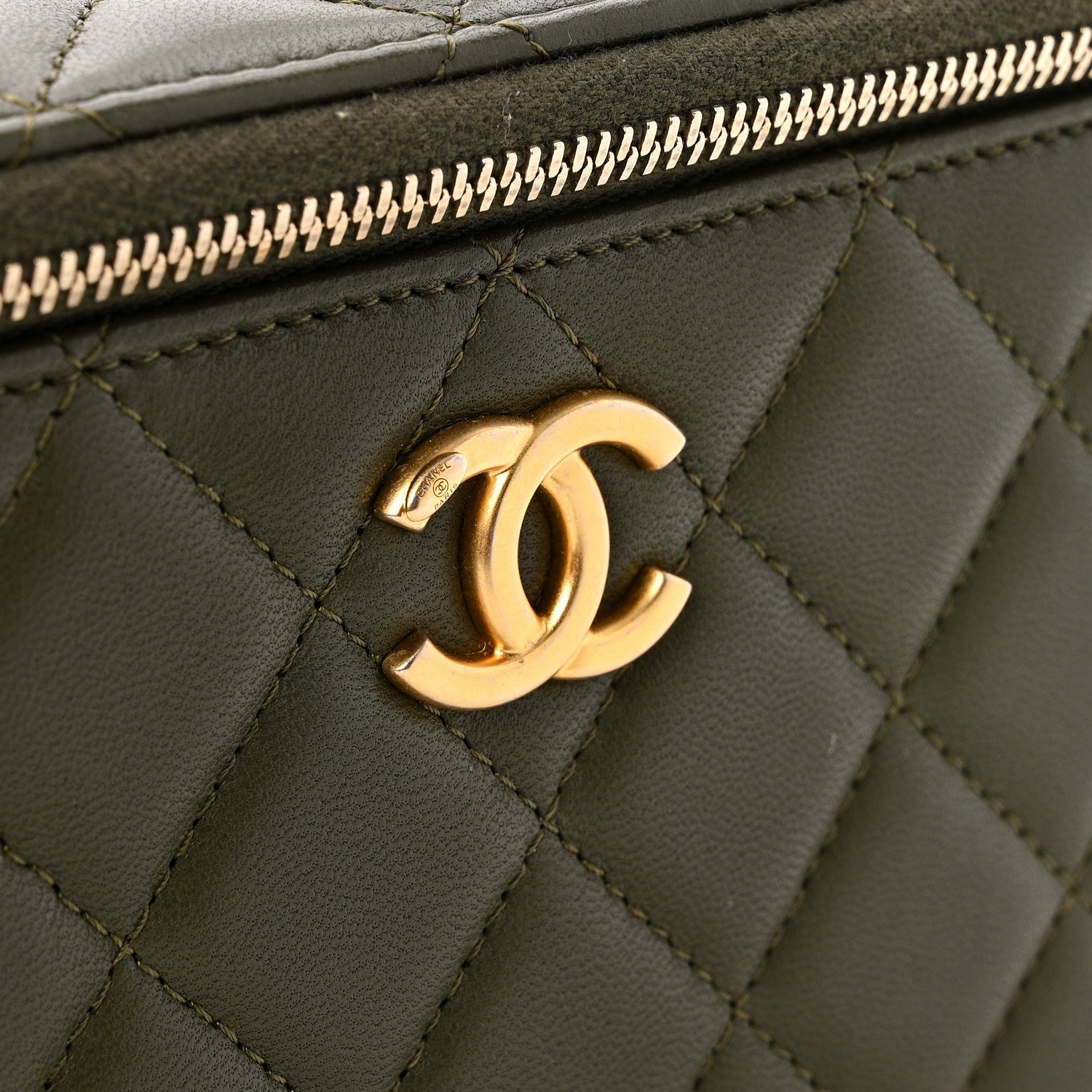 Chanel Lambskin Quilted Pick Me Up Vanity Case Khaki 11 of 11