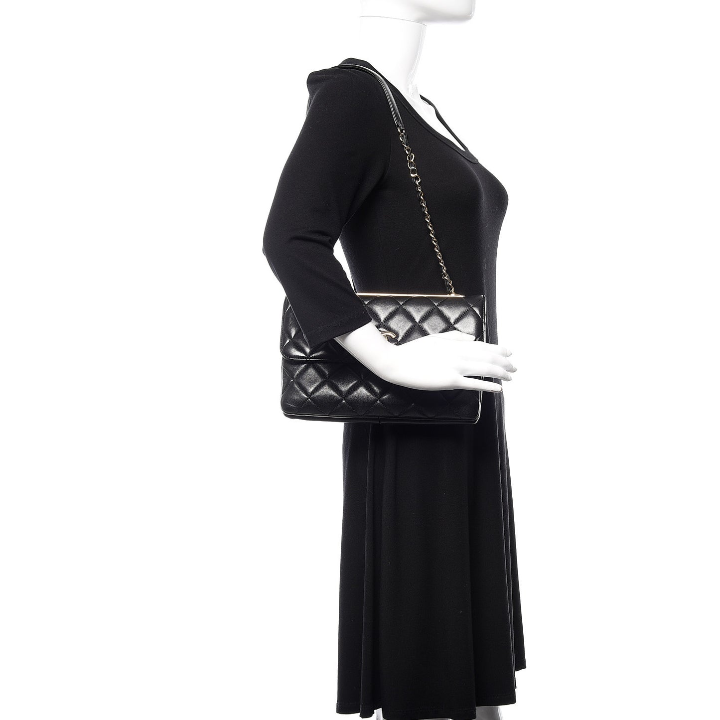 Lambskin Quilted Medium Trendy CC Flap Black
