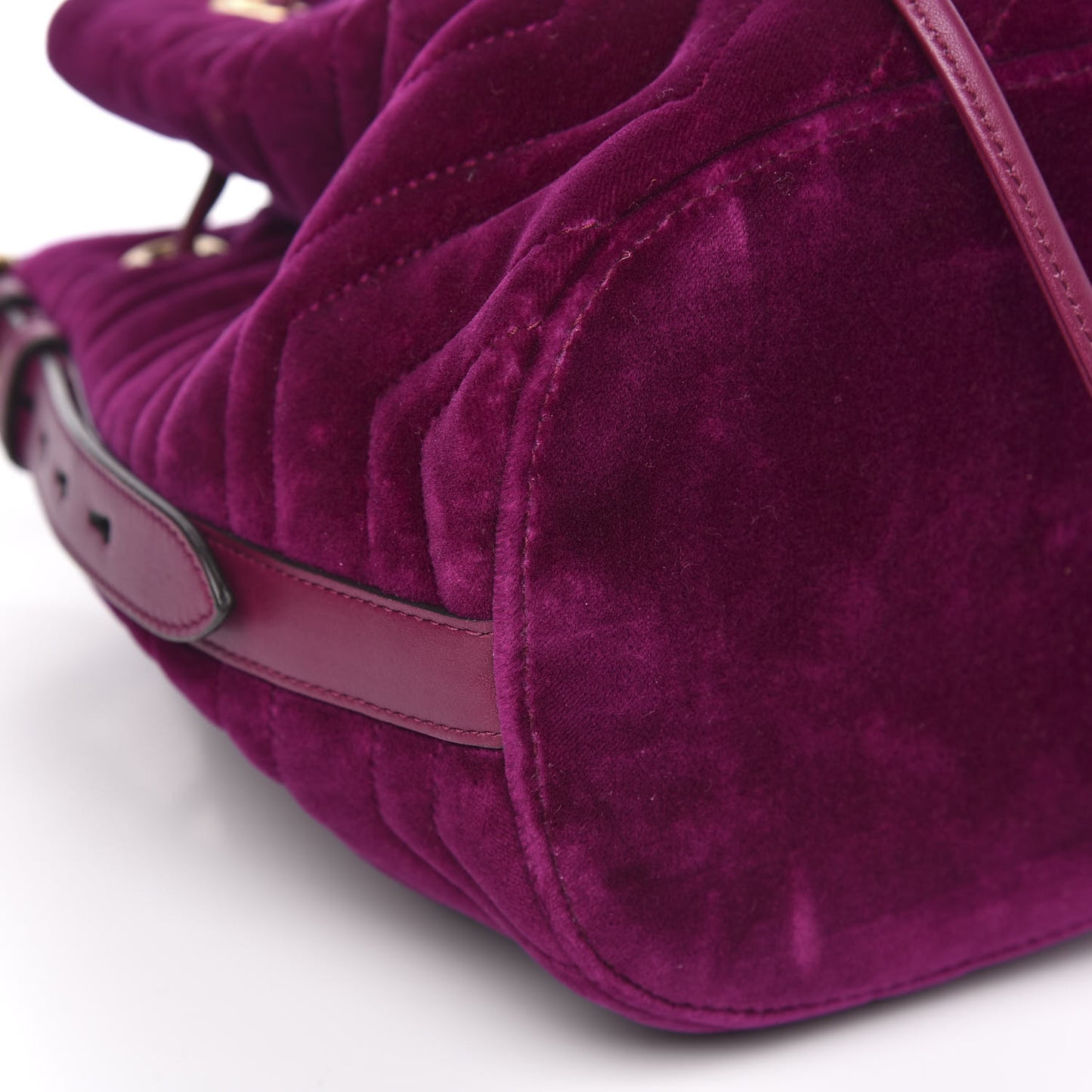 Velvet Matelasse GG Marmont Bucket Bag Fuchsia Violet Cyclamen