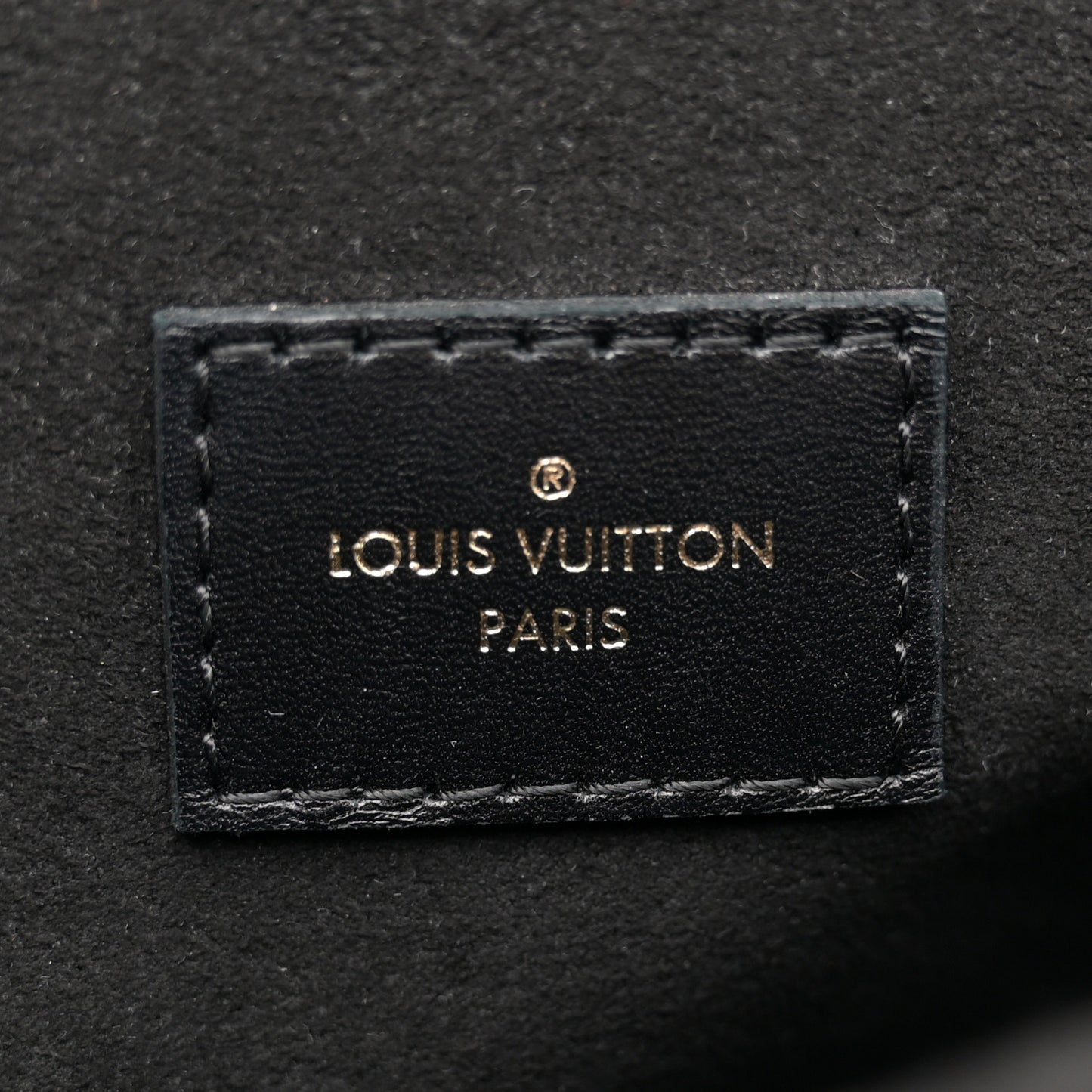 Reverse Monogram Pochette Metis
