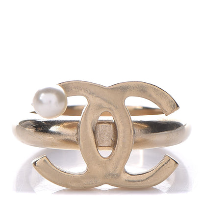 Chanel Pearl CC Ring 7 Gold 1 of 4