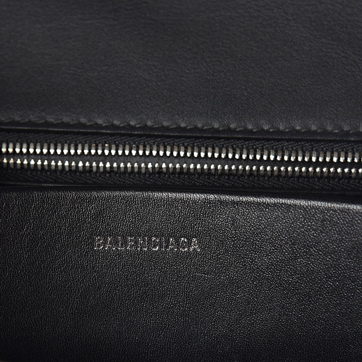 Balenciaga Calfskin Charms Logo Matelasse M BB Round Shoulder Bag Black 6 of 8