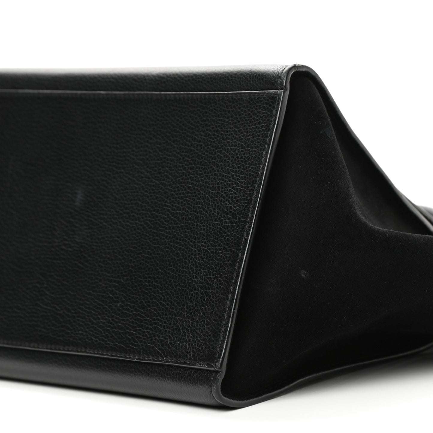 Drummed Calfskin Suede Medium Trapeze Black