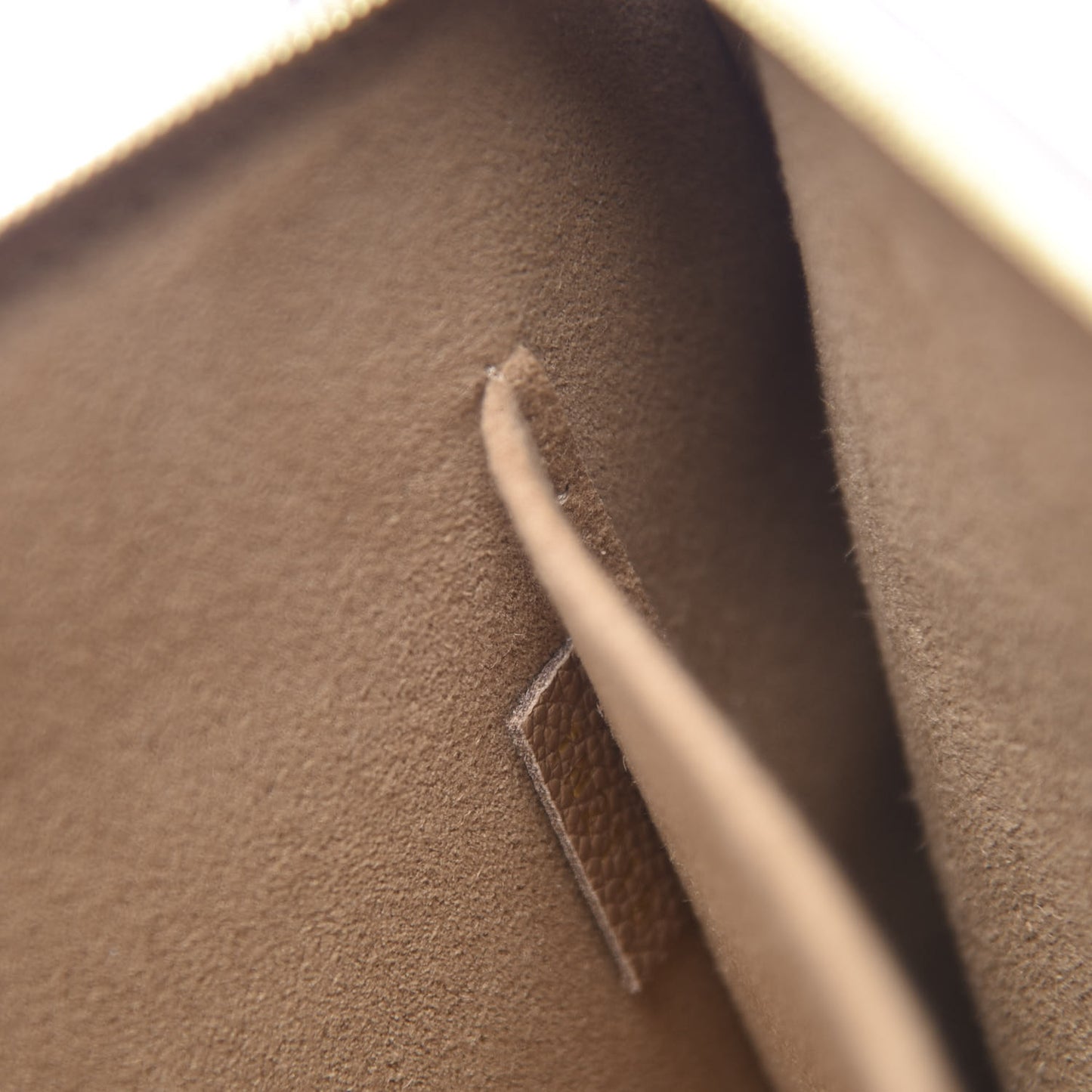 Monogram Daily Pouch Sesame