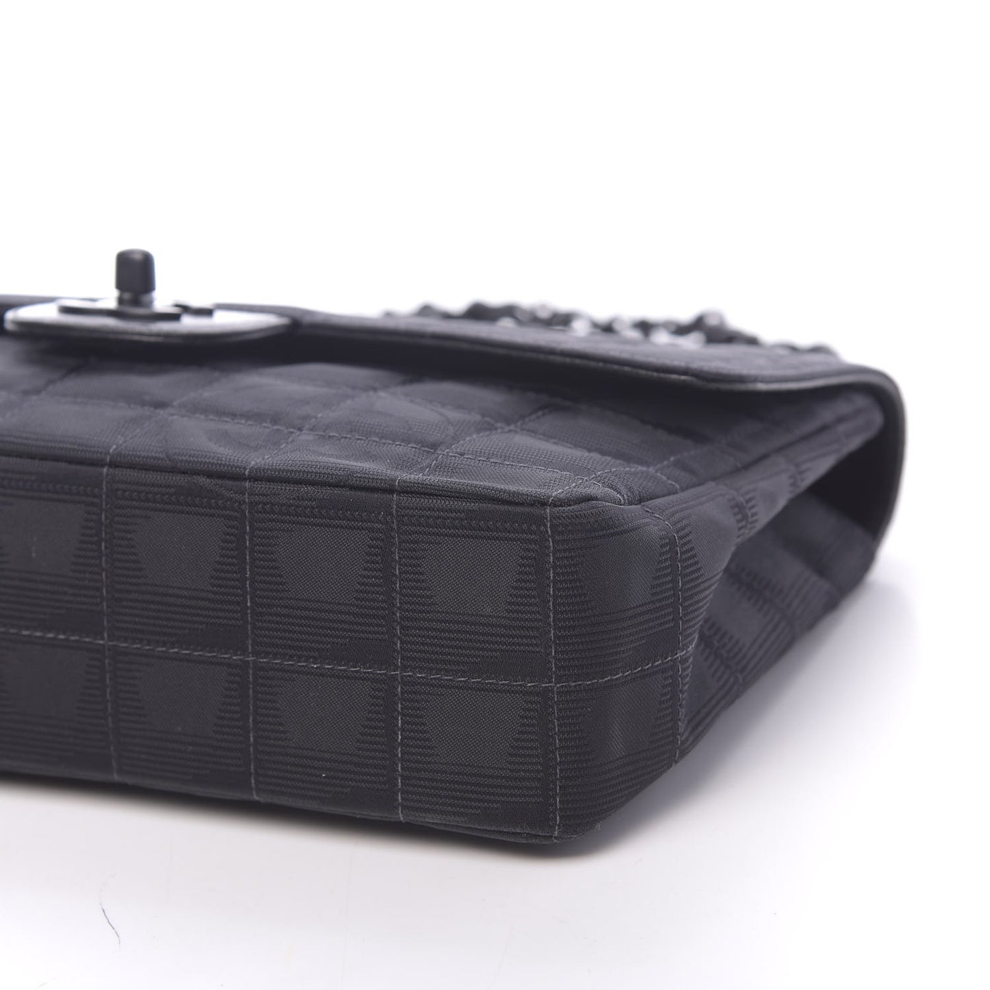 Nylon Medium Travel Flap Black