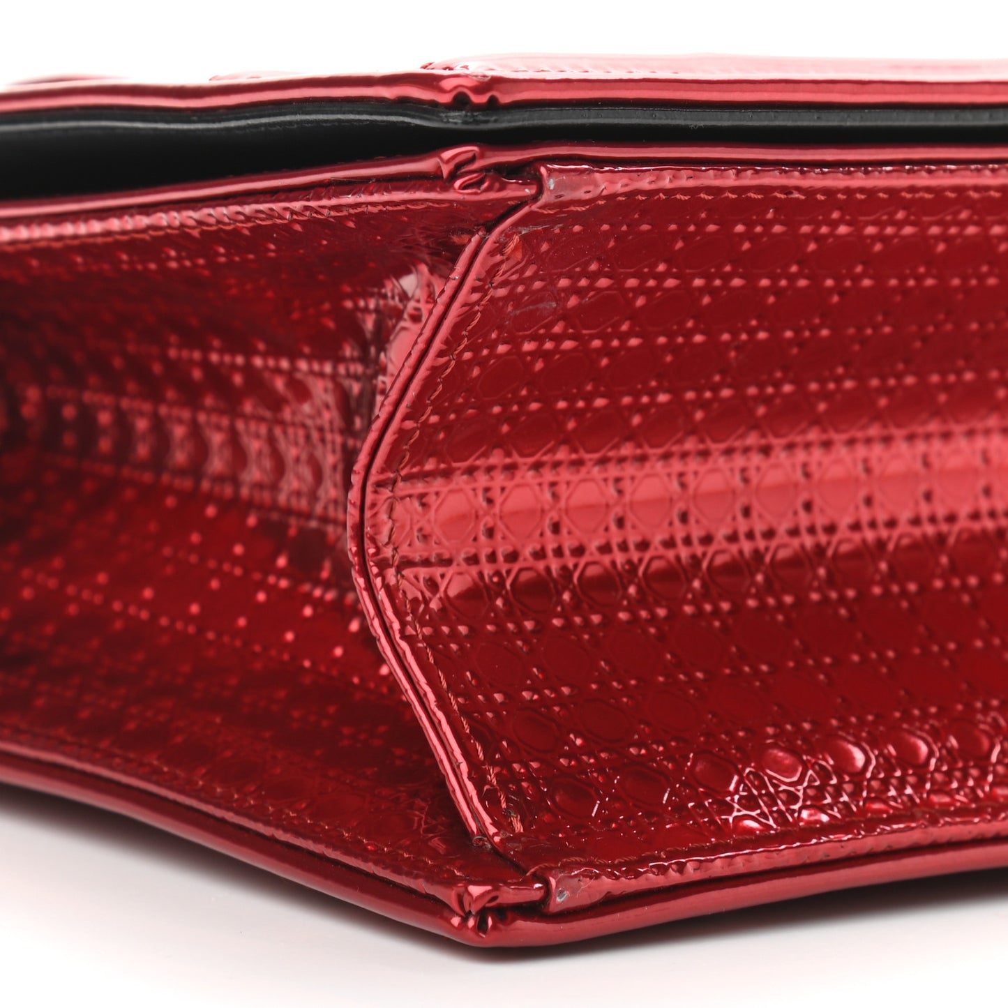 Metallic Patent Micro-Cannage Medium Diorama Flap Bag Red