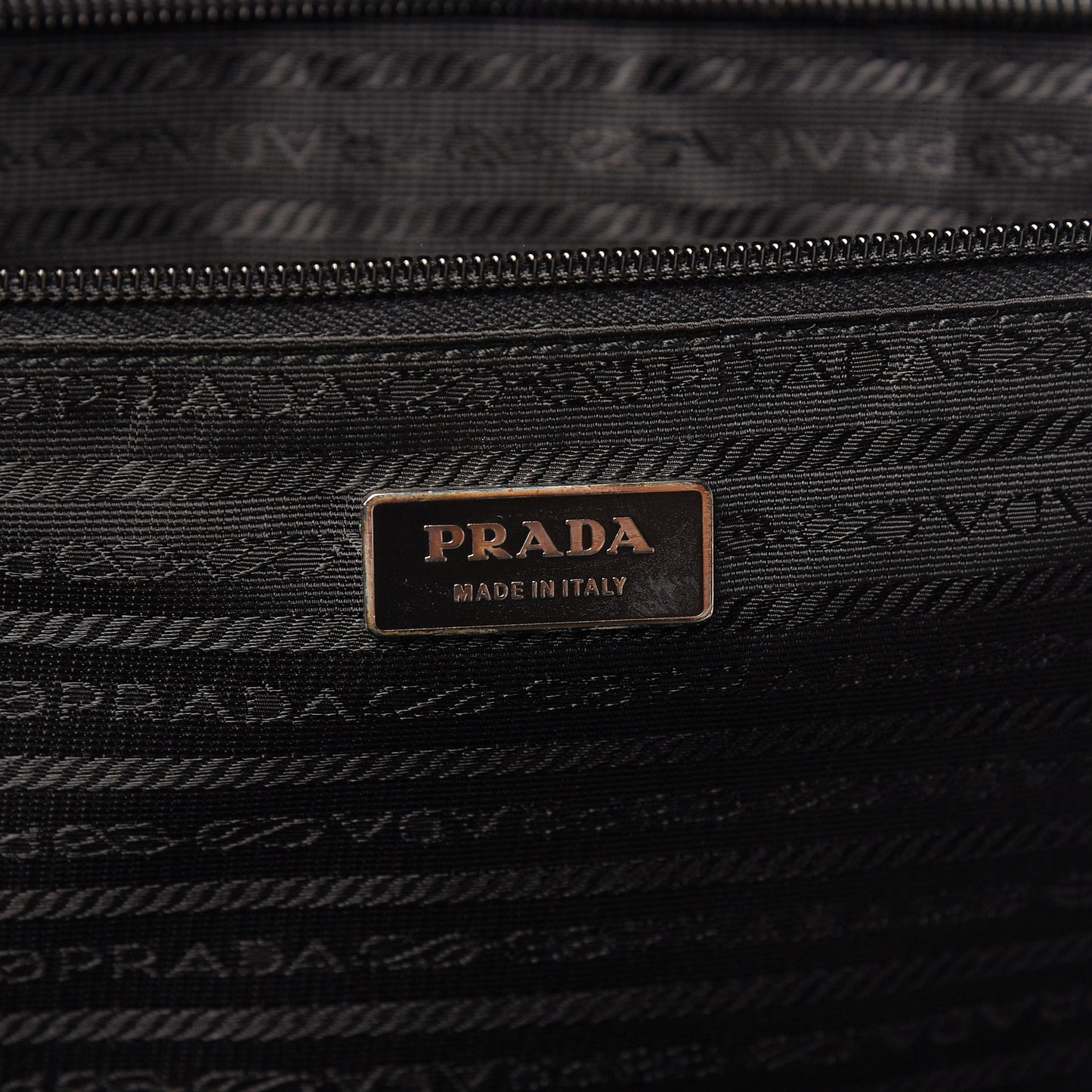 Tessuto Nylon Saffiano Trolley Luggage Black