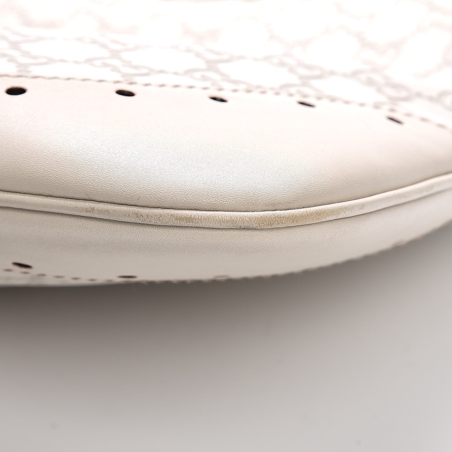Gucci Guccissima Punch Hobo Off White 10 of 11