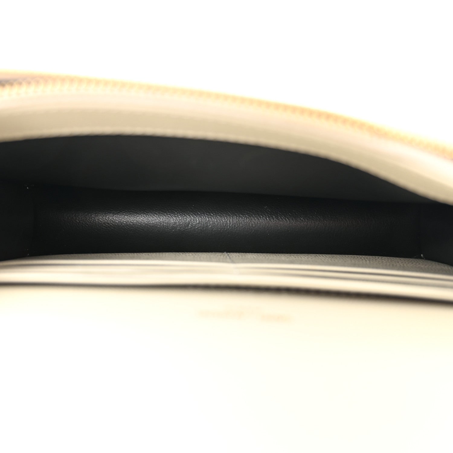 Saint Laurent Grain De Poudre Matelasse Chevron Monogram Envelope Chain Wallet Crema Soft 5 of 12