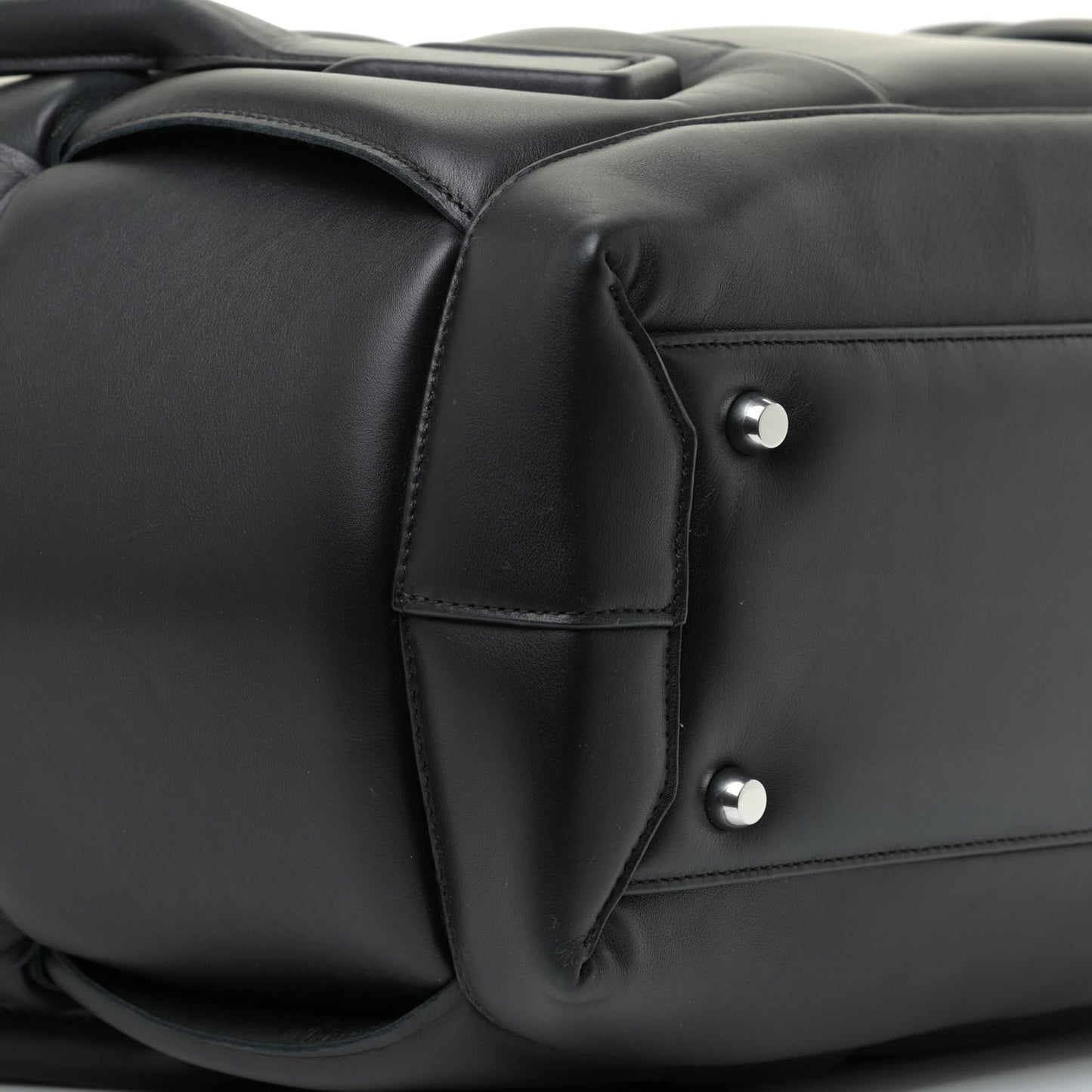 Nappa Maxi Intrecciato Padded Large Arco Black