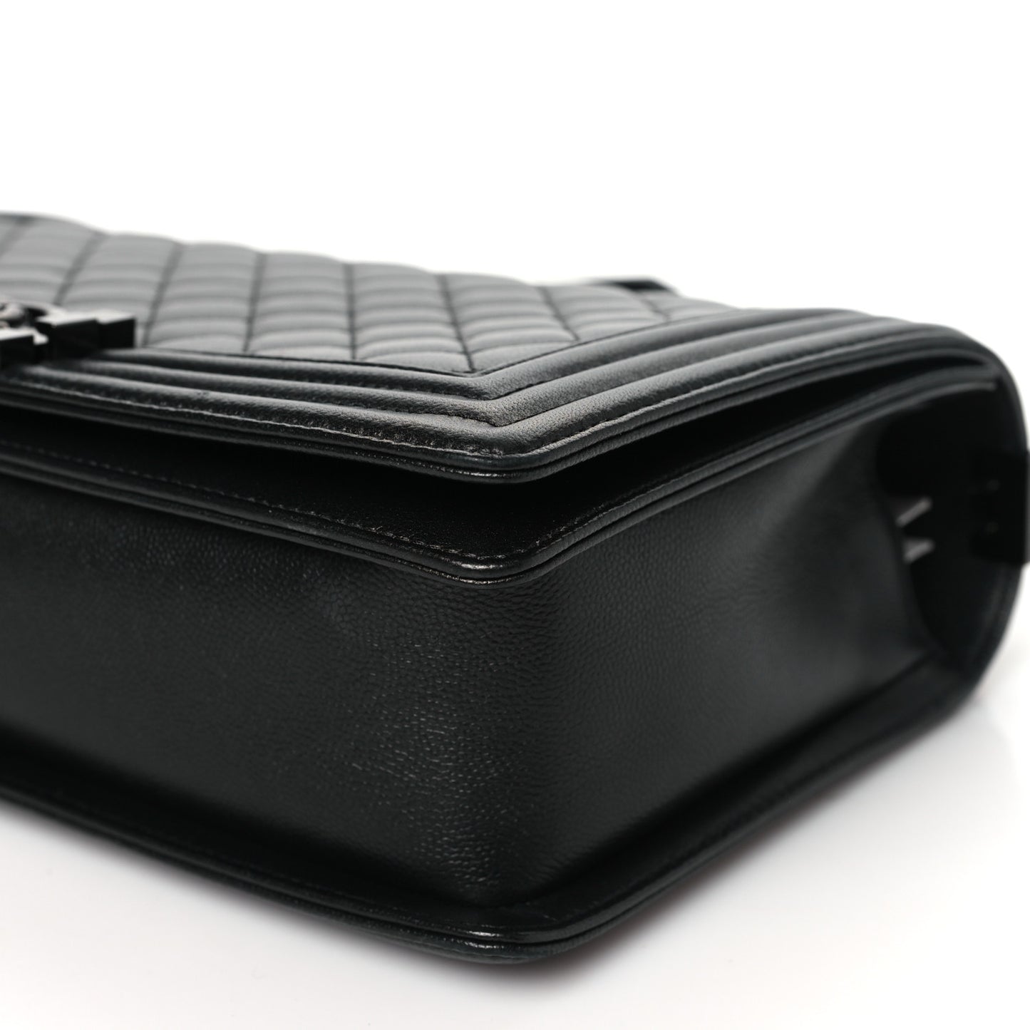 Caviar Quilted New Medium Boy Flap So Black