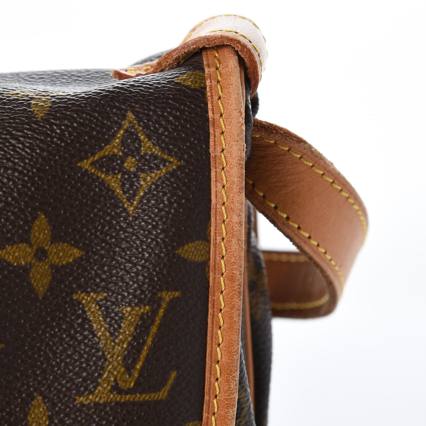 Monogram Saumur 30