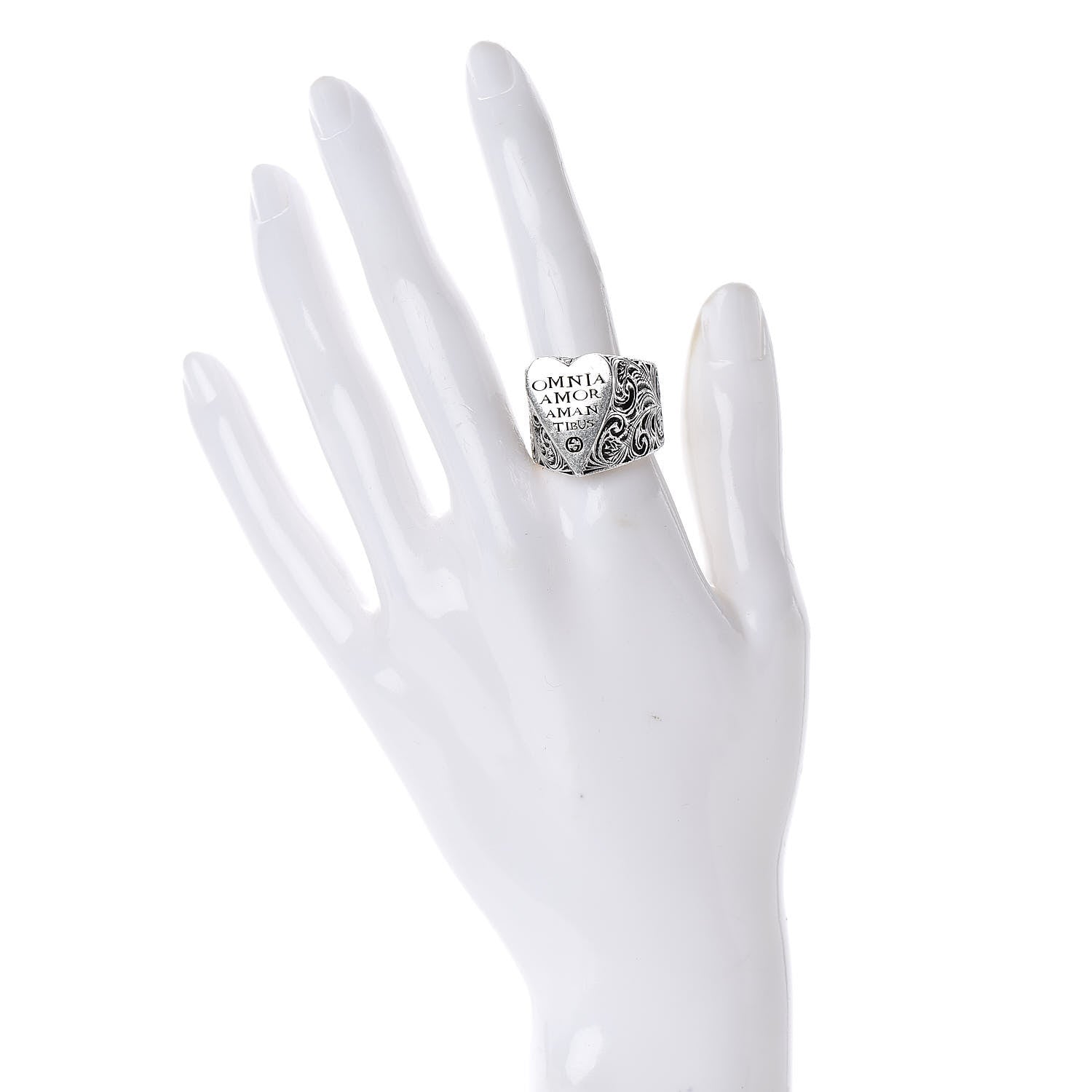 Gucci Sterling Silver Engraved Heart Ring 60 9.25 2 of 5