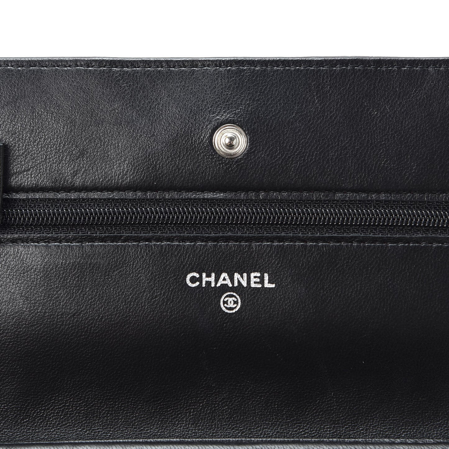 Lambskin Quilted Wallet On Chain WOC Black