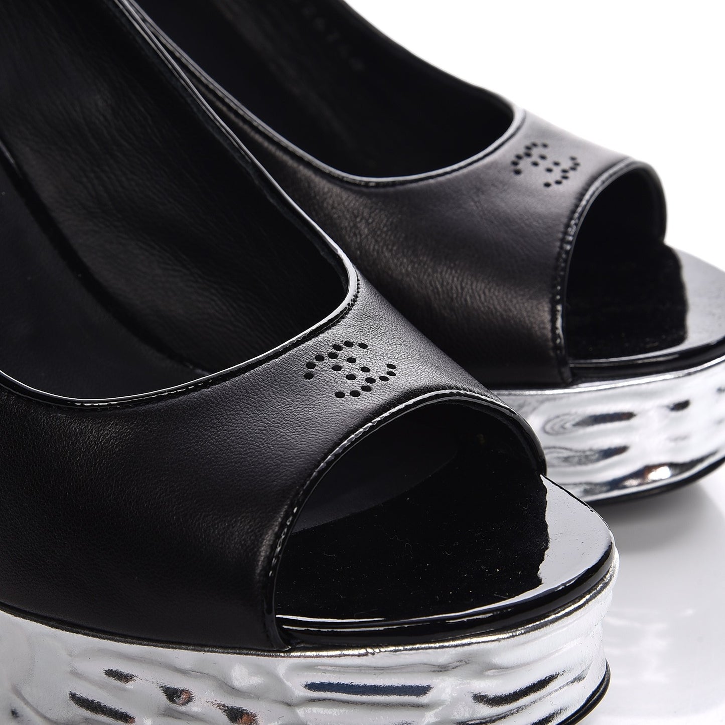 Lambskin Metallic Wedge Open Toe Pumps 40.5 Black