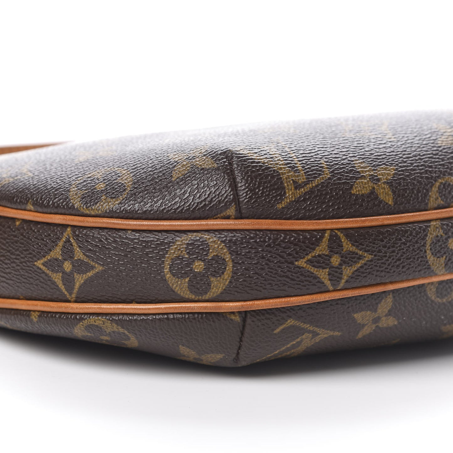 Monogram Croissant PM