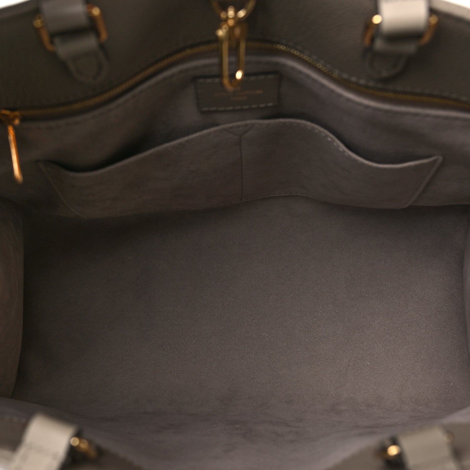 Louis Vuitton Empreinte Monogram Giant Onthego MM Tourterelle 5 of 9