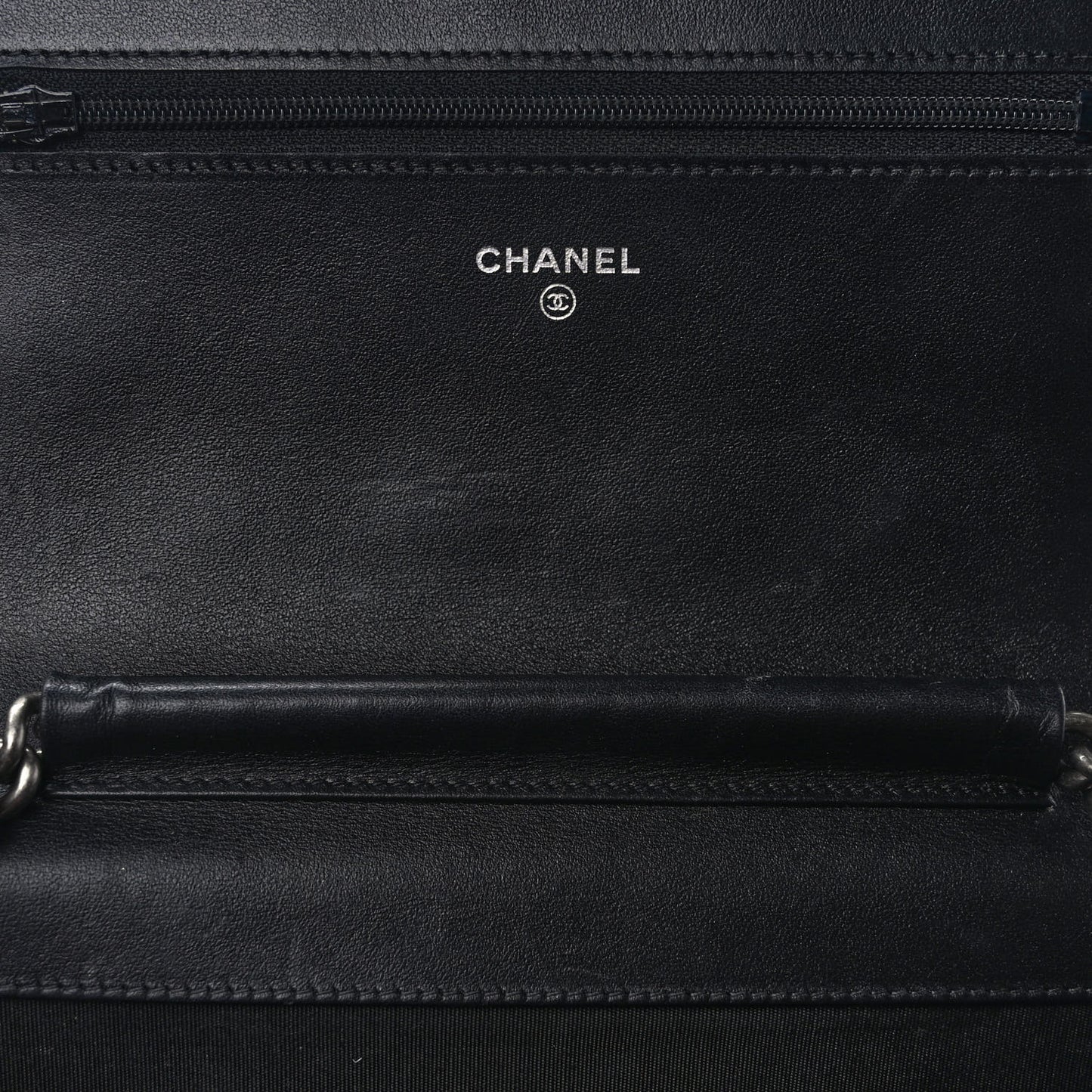 Caviar Quilted Boy Wallet On Chain WOC Black